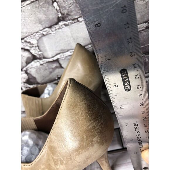 Cole Haan Taupe Leather Low Cut Ankle Bootie Stiletto Heels Women Sz 10B US/41EU - Picture 16 of 16